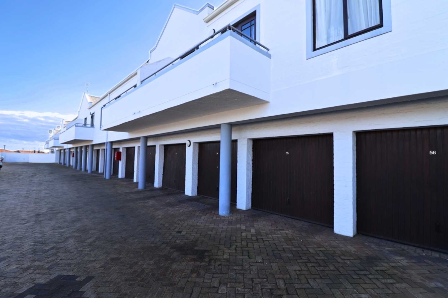 1 Bedroom Property for Sale in Sandbaai Western Cape
